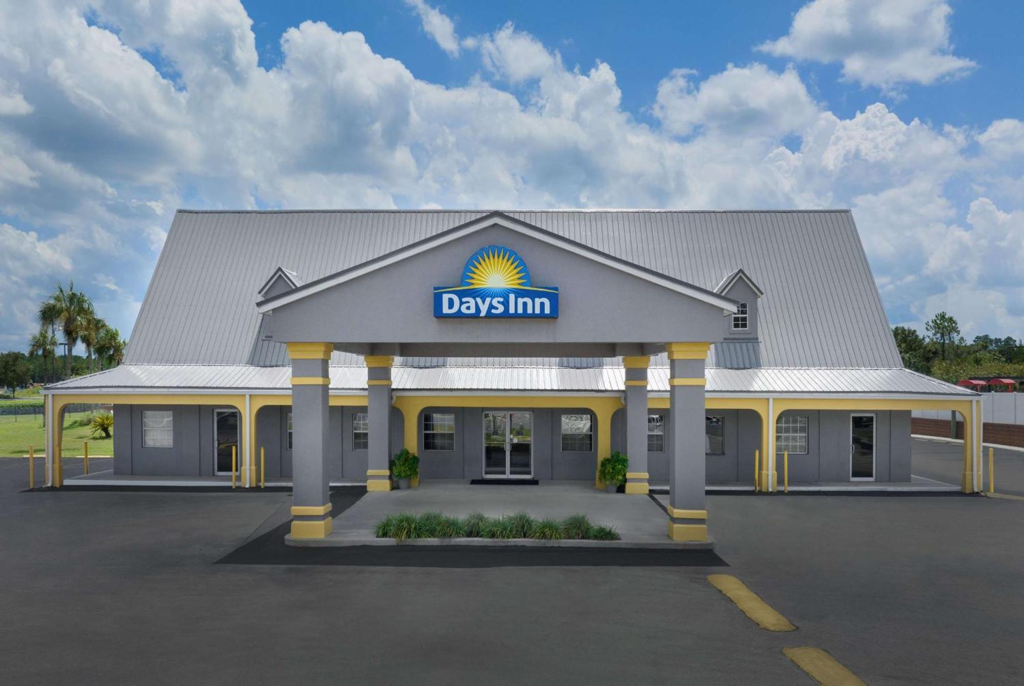 Days Inn By Wyndham Lake City I-75 Exteriör bild