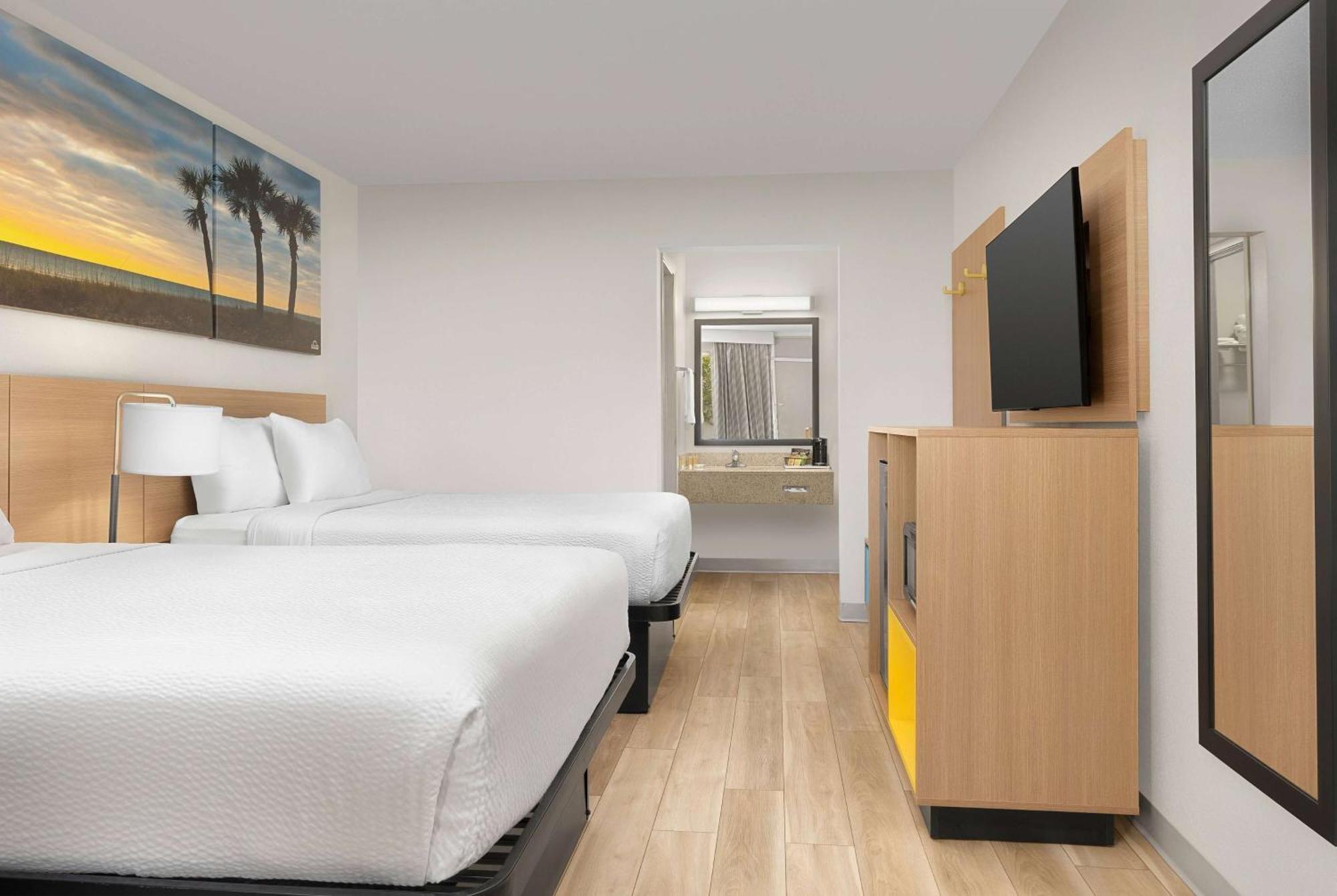 Days Inn By Wyndham Lake City I-75 Exteriör bild
